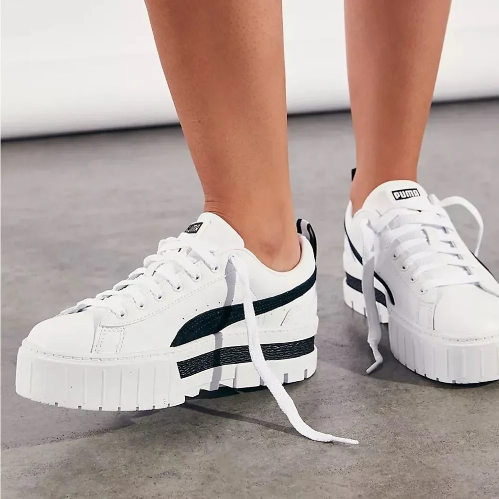NWOB Puma Mayze Suede Platform Sneaker  US 8